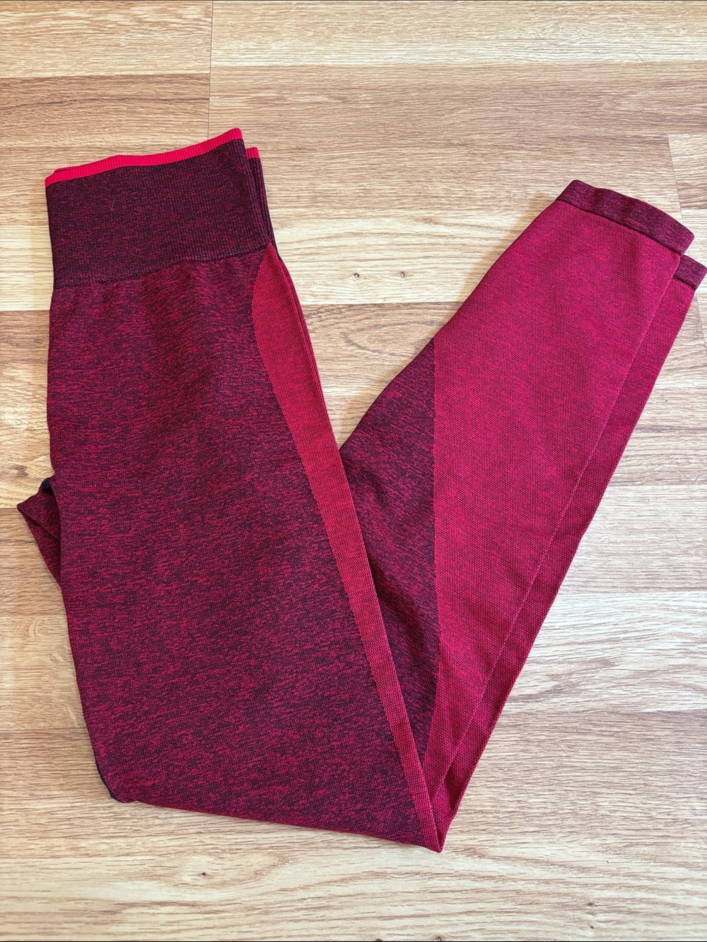 VS PINK Seamless Active Leggings - Picture 4 of 5